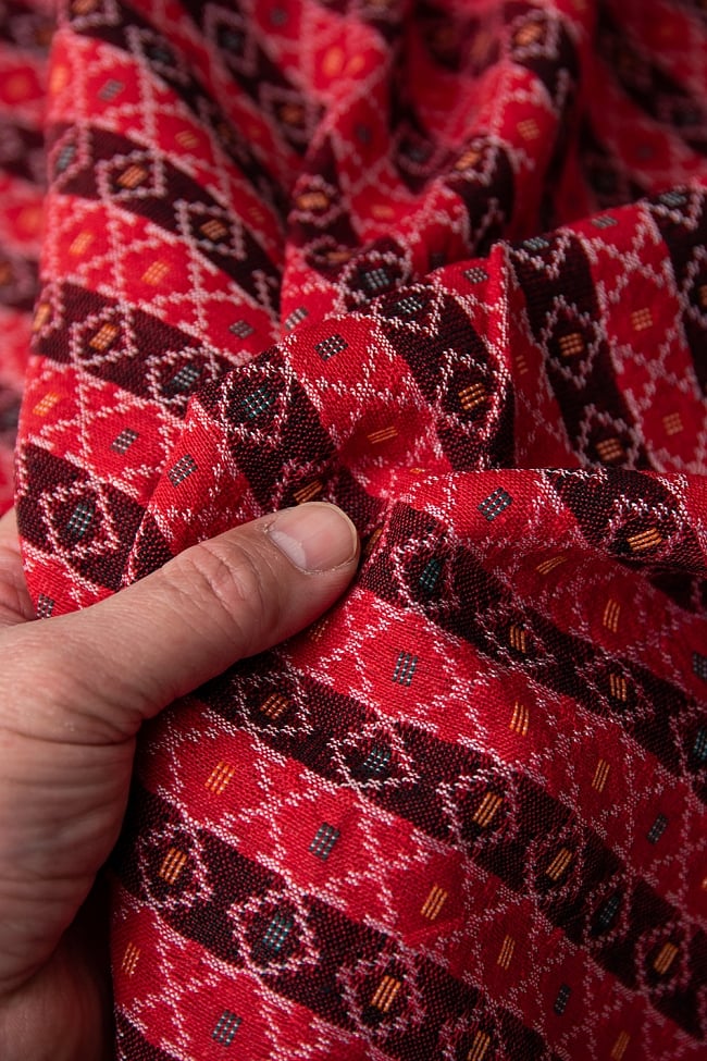 ネパール伝統のダッカ織り布 1メートル切り売り 5 - 肌触りもとっても良いんですよ!