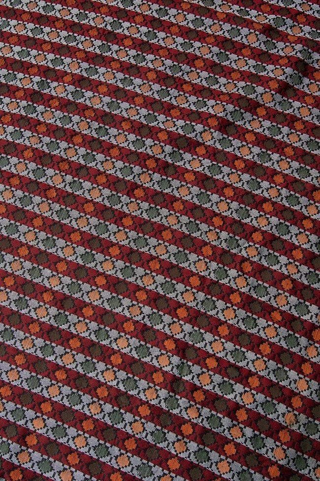 ネパール伝統のダッカ織り布 1メートル切り売りの写真