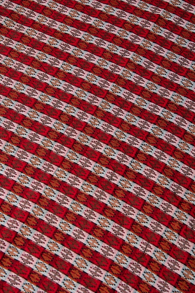 ネパール伝統のダッカ織り布 1メートル切り売りの写真
