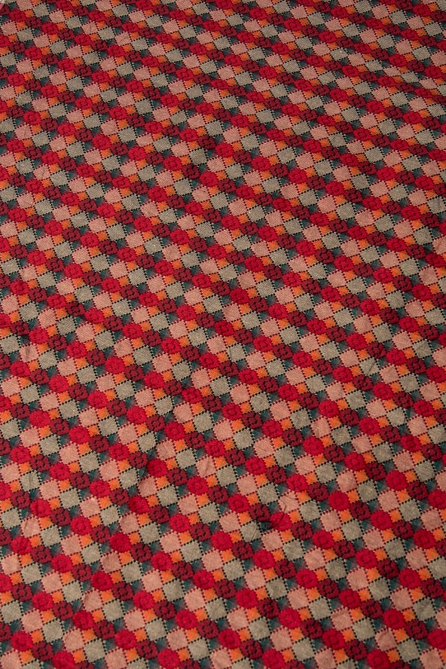 ネパール伝統のダッカ織り布 1メートル切り売りの写真