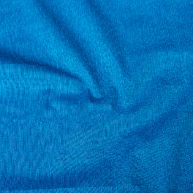 〔1m切り売り〕南インドのシンプル無地コットン布〔幅約108cm〕 - ブルー 3 - 1mの長さごとにご購入いただけます。