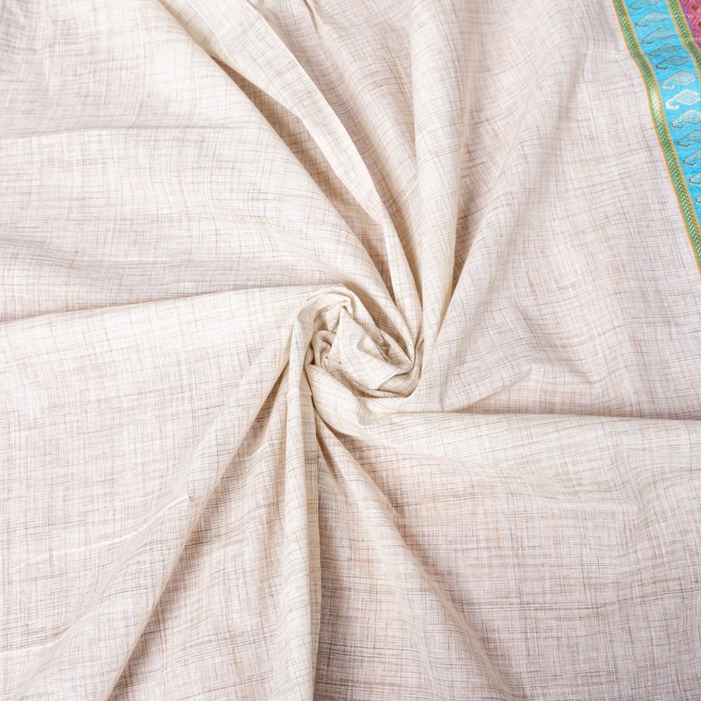 〔1m単位切り売り〕南インドのハーフボーダーコットンクロス〔幅約111cm〕 - 水色・マゼンタ系刺繍1枚目の説明写真です