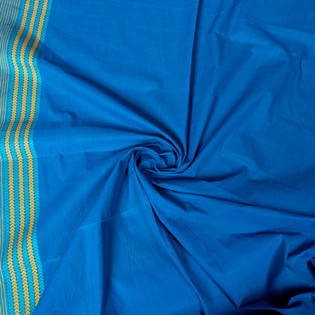 〔1m切り売り〕南インドのハーフボーダーコットンクロス〔幅約108cm〕 - ブルー 4 - インドならではの布ですね。