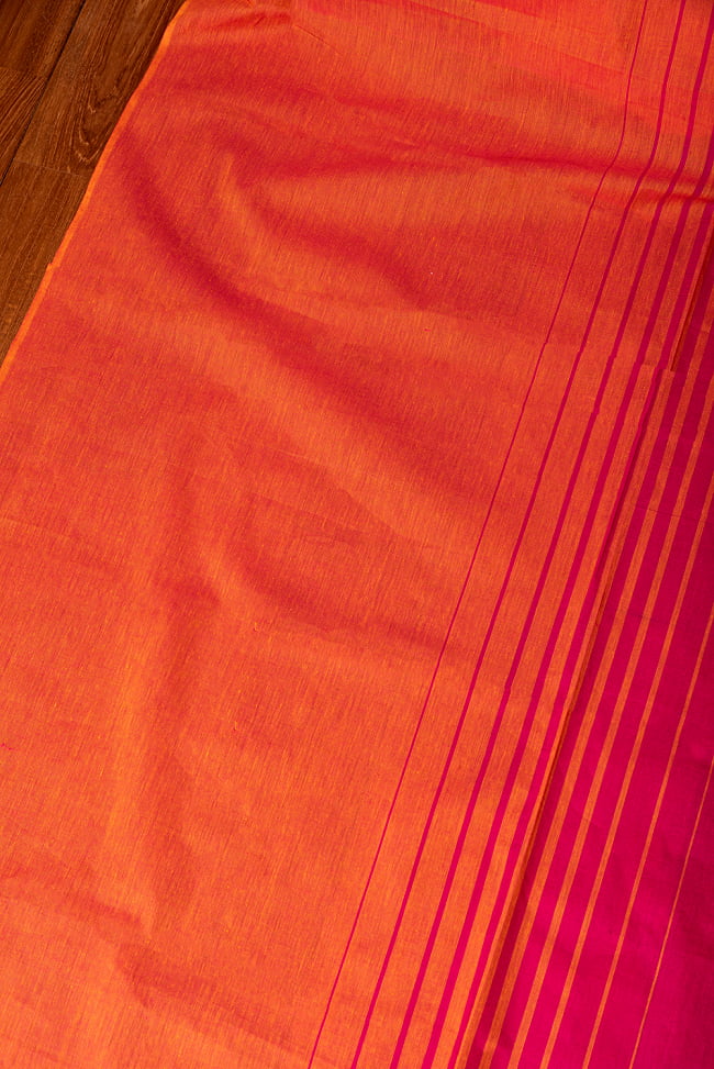 〔1m切り売り〕南インドのバイカラーセンターストライプ布〔幅約108.5cm〕 - オレンジ×ピンク 2 - とても素敵な雰囲気です