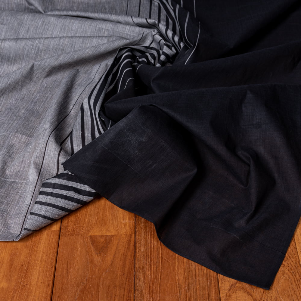 〔1m単位切り売り〕南インドのバイカラーセンターストライプ布〔幅約108cm〕 - ブラック×グレー2枚目の説明写真です