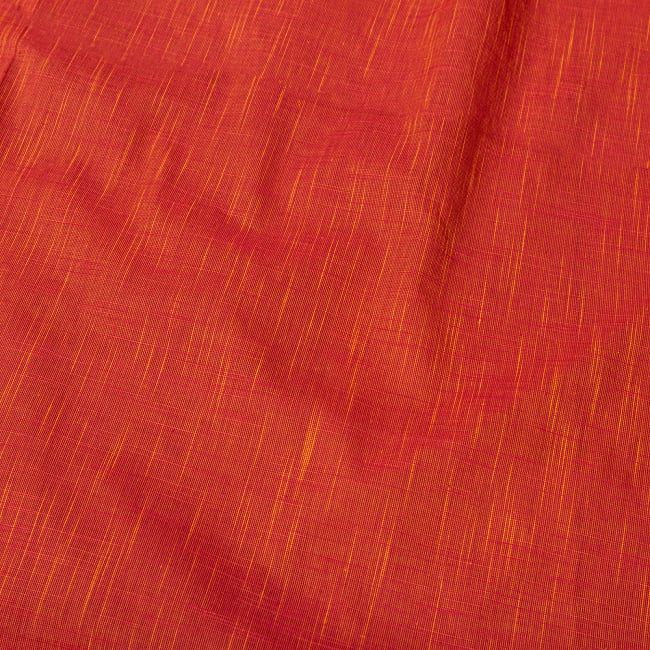 〔1m切り売り〕インドのシンプル無地コットン布〔幅約110cm〕 - ブラッドオレンジ系 3 - 1mの長さごとにご購入いただけます。