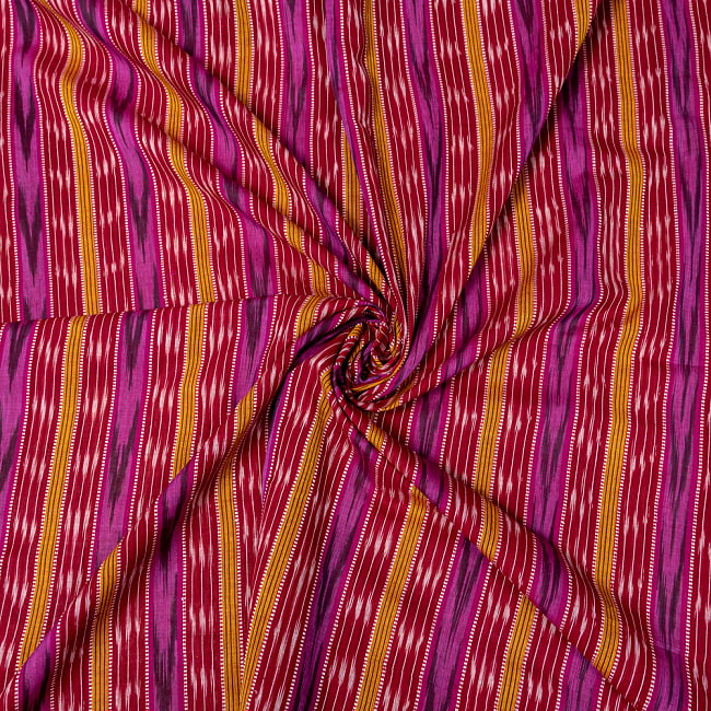 〔1m切り売り〕インドの伝統絣織り布　イカット織り生地　〔幅約111cm〕 - えんじ×パープル系の写真1枚目です。インドらしい味わいのある布地です。イカット,かすり織り,絣,切り売り,量り売り布,アジア布 量り売り,手芸,裁縫,生地,アジアン,ファブリック