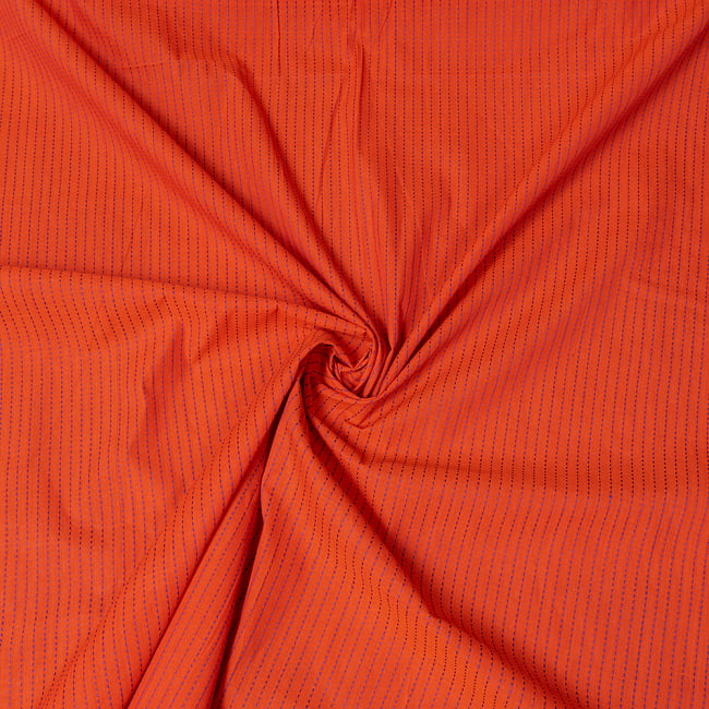 〔1m切り売り〕南インドのシンプルコットン　ストライプ模様布〔幅約118cm〕 - ブラッドオレンジ系の写真1枚目です。インドらしい味わいのある布地です。切り売り　テーブルクロス　おしゃれ,量り売り布,アジア布 量り売り,手芸,裁縫,生地,アジアン,ファブリック