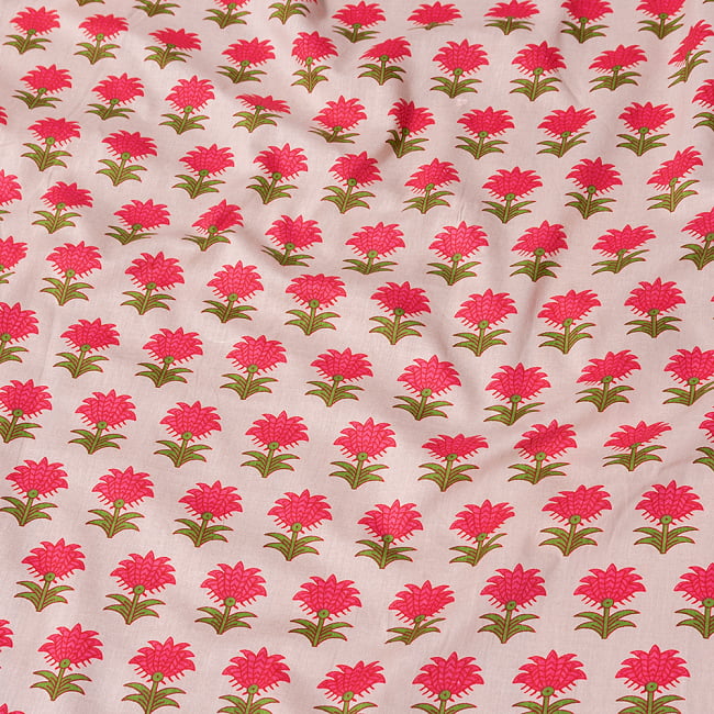 〔1m切り売り〕南インドの小花柄布〔幅約103.5cm〕 4 - インドならではの布ですね。