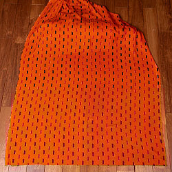 〔1m単位切り売り〕南インドの絣織り風パターン布〔幅約109.5cm〕 - オレンジ系 - サブ2