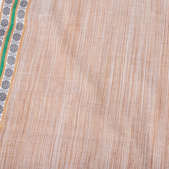 〔1m単位切り売り〕南インドのハーフボーダーコットンクロス〔幅約110cm〕 - ベージュ系 4 - インドならではの布ですね。