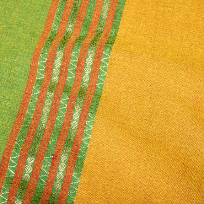 〔1m切り売り〕南インドのハーフボーダーコットンクロス〔約106cm〕 - イエロー 4 - インドならではの布ですね。