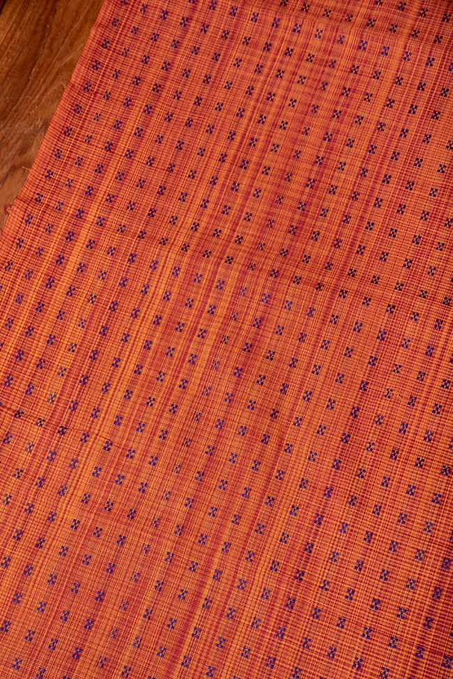 〔1m切り売り〕南インドのシンプルコットン布〔約106cm〕 - えんじ×黄色 3 - 1mの長さごとにご購入いただけます。