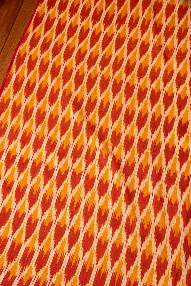 〔1m切り売り〕インドの伝統絣織り布　イカット織り生地　〔約106cm〕 - オレンジ 3 - 1mの長さごとにご購入いただけます。