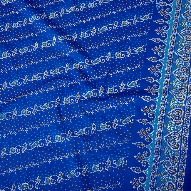 〔1m切り売り〕グジャラートの絞り染めモチーフ布〔約106cm〕 - ブルー 4 - インドならではの布ですね。