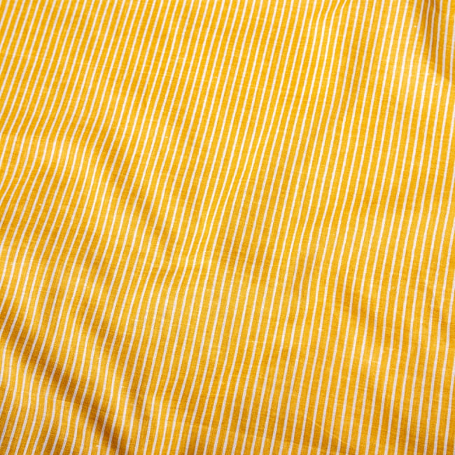 〔1m切り売り〕南インドのシングル・ストライプ布〔約106cm〕 - イエロー 4 - インドならではの布ですね。