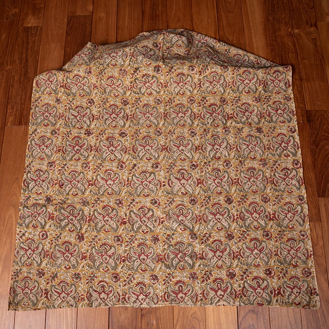 〔1m切り売り〕伝統息づく南インドから　昔ながらの木版染め更紗模様布〔約106cm〕 - 黄土色 2 - とても素敵な雰囲気です