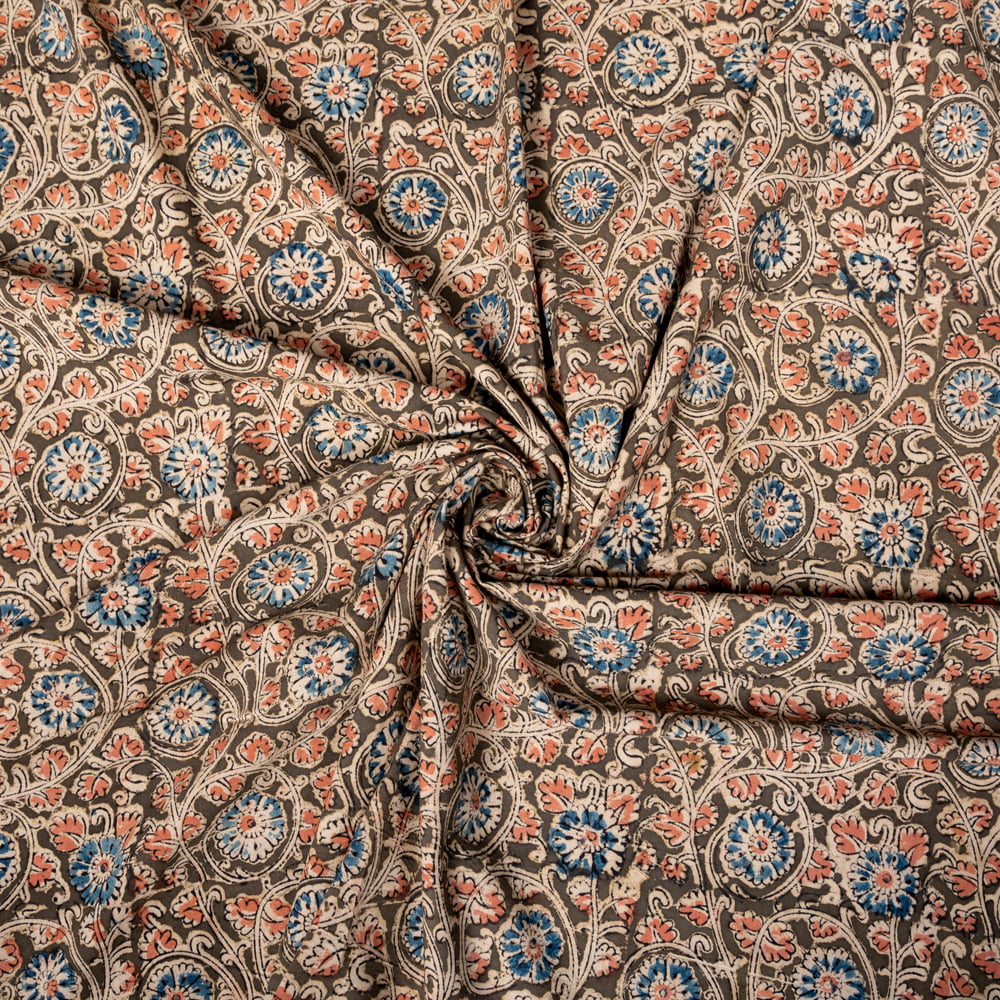 〔1m単位切り売り〕伝統息づく南インドから　昔ながらの木版染め更紗模様布〔約106cm〕 - 黒緑2枚目の説明写真です