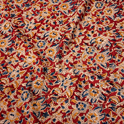〔1m切り売り〕伝統息づく南インドから　昔ながらの木版染め更紗模様布〔約106cm〕 - レッドの商品写真