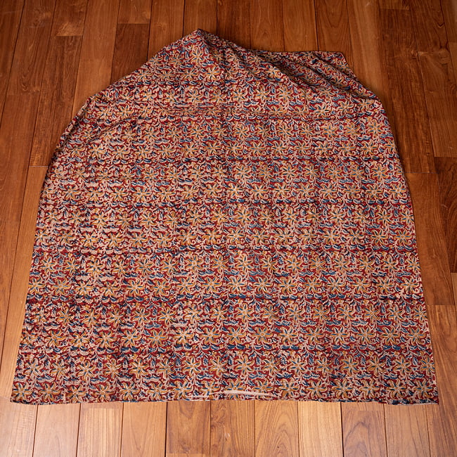 〔1m切り売り〕伝統息づく南インドから　昔ながらの木版染め更紗模様布〔約106cm〕 - レッド 2 - とても素敵な雰囲気です