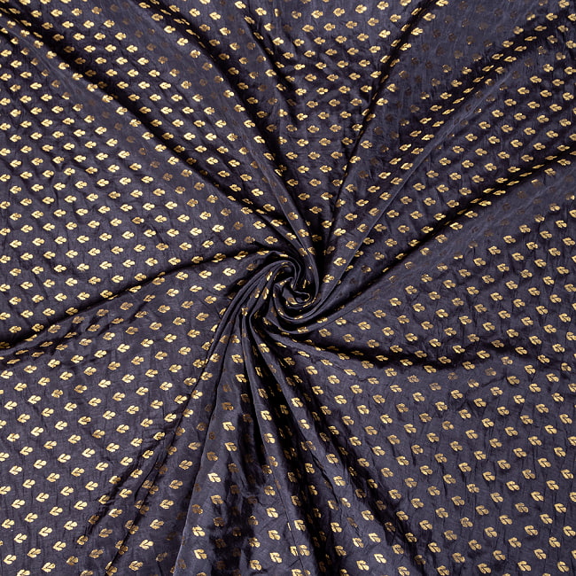 〔1m切り売り〕インドの伝統模様布　光沢感のある更紗模様〔幅約115cm〕 5 - 陰影があるとこのような感じになります