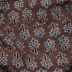 〔約6m 長尺布 5色展開】伝統息づくインドから　昔ながらの木版染め小花柄布 - 幅約107cm - サブ4