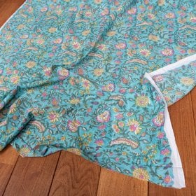 〔1m単位切り売り〕ジャイプル 職人手作り木版染め 色彩美しいボタニカルデザイン おしゃれ 生地 花柄 テーブルクロス 刺繍素材などへ〔幅約112cm〕 - グリーン系(MB-RSCLTH-1332)