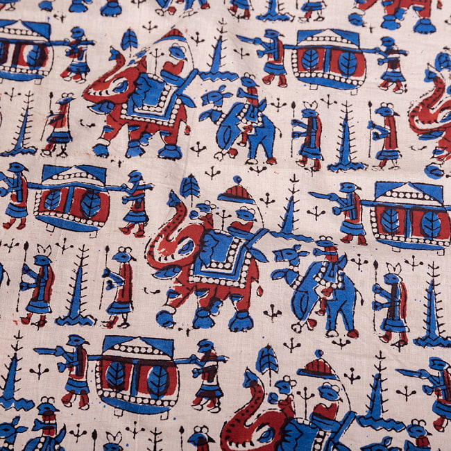 〔1m切り売り〕ジャイプル　職人手作り　色彩豊かなボタニカルデザイン　おしゃれ　生地　花柄　テーブルクロス　刺繍素材などへ〔幅約111cm〕 - マハラジャの行進 4 - インドならではの布ですね。