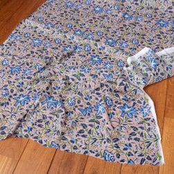 〔1m単位切り売り〕ジャイプル 職人手作り木版染め 色彩美しいボタニカルデザイン おしゃれ 生地 花柄 テーブルクロス 刺繍素材などへ〔約110cm〕