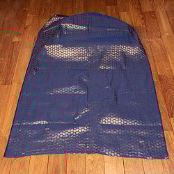 〔1m単位切り売り〕〔各色あり〕インドの伝統模様布　光沢感のあるブロケード生地に　美しい金糸の紋織　葉模様〔幅約106cm〕 - サブ2