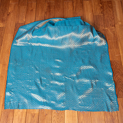 〔1m単位切り売り〕〔各色あり〕インドの伝統模様布　光沢感のあるブロケード生地に　美しい金糸の紋織　ペイズリー〔幅約110cm〕 - サブ2