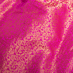 〔1m単位切り売り〕インドの伝統模様布　光沢感のあるブロケード生地に　美しい金糸の紋織　更紗〔幅約111cm〕 - サブ4