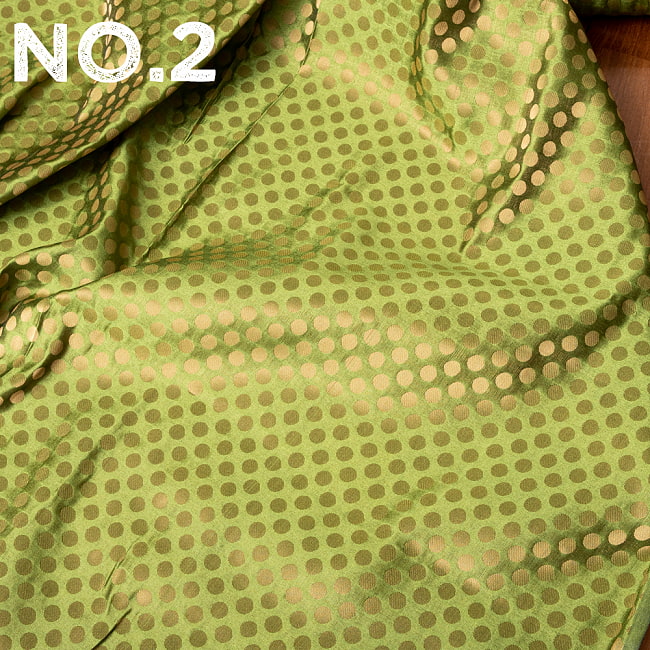 〔1m切り売り〕〔緑or赤〕インドの伝統模様布　光沢感のあるブロケード生地に　美しい金糸の紋織　水玉 10 - 緑系