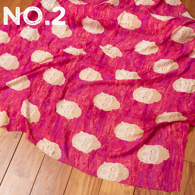 〔各色あり〕〔1m切り売り〕インドの伝統と不思議が融合　おもしろ　かわいいデザイン布　ブッダ〔約111.5cm〕 10 - No.2：ピンク
