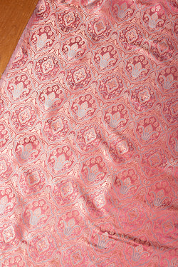 〔各色あり〕〔1m単位切り売り〕インドの伝統模様布　光沢感のあるブロケード生地〔約123cm〕 - サブ3