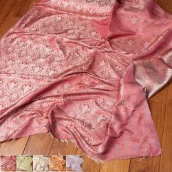 〔各色あり〕〔1m単位切り売り〕インドの伝統模様布 光沢感のあるブロケード生地〔約123cm〕