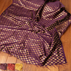 〔各色あり〕〔1m切り売り〕インドの伝統模様布　光沢感のあるブロケード生地　金糸〔約122cm〕の商品写真