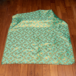 〔1m単位切り売り〕インドの伝統模様布　光沢感のあるブロケード生地　金糸〔約125cm〕グリーン系 - サブ2