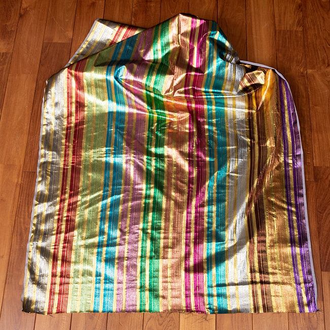 〔1m切り売り〕インドの伝統模様布　ボーダー　ストライプ柄〔約99cm〕カラフル系 2 - 全体を広げてみたところです。1mの長さごとにご購入いただけます。