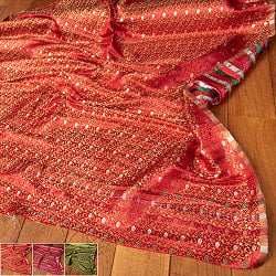 〔各色あり〕〔1m切り売り〕インドの伝統模様布　光沢感のあるブロケード生地　金糸〔約115cm〕の商品写真