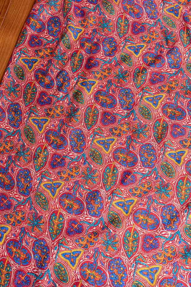 〔1m切り売り〕インドの伝統模様布　サイケデリック〔約108cm〕 3 - インドならではの布ですね