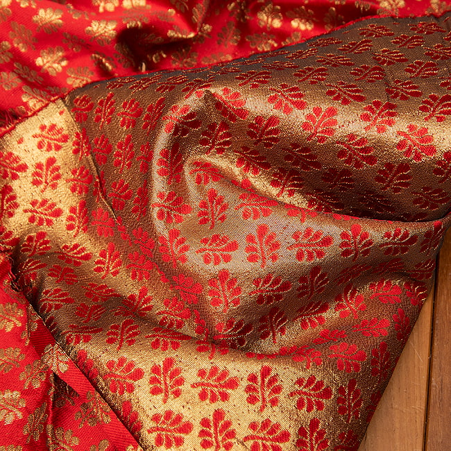 〔1m切り売り〕インドの伝統模様布 〔幅約126cm〕 4 - 裏地の様子です。
