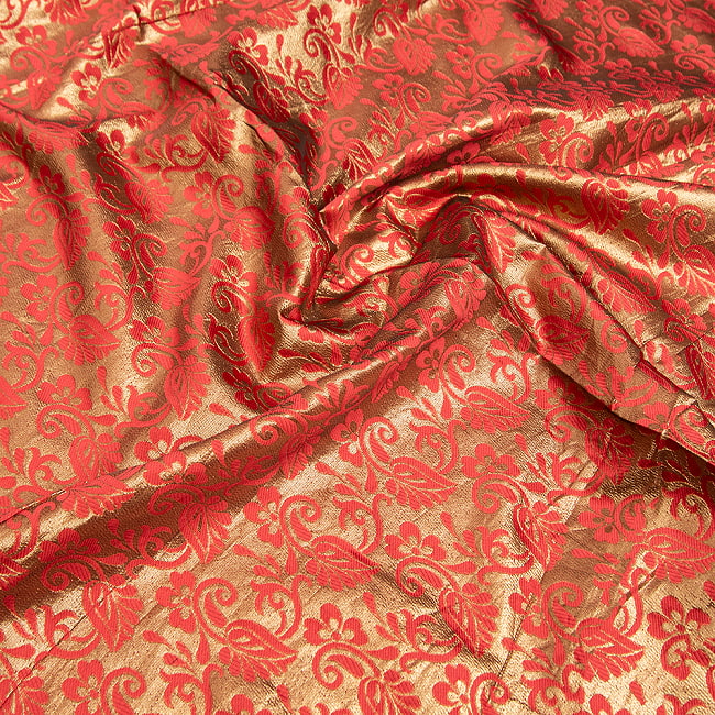 〔1m切り売り〕インドの伝統模様布 〔幅約120cm〕の写真1枚目です。インドならではの美しい布地です。切り売り　テーブルクロス　おしゃれ,アジア布 量り売り,手芸,裁縫,生地,アジアン,ファブリック,キラキラ布,豪華な布