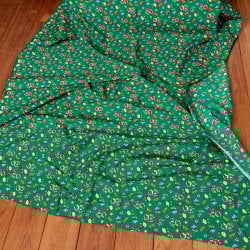 〔1m単位切り売り〕アジアのレトロ小花柄ファブリック　ヴィンテージ風　昭和レトロ〔約130cm〕 - グリーン(MB-RSCLTH-1562)