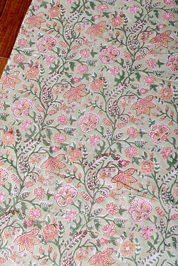 〔1m単位切り売り〕ジャイプル　職人手作り木版染め　色彩美しいボタニカルデザイン　おしゃれ　生地　花柄　テーブルクロス　刺繍素材などへ〔幅約112cm〕 - ライトグリーン系 - サブ3