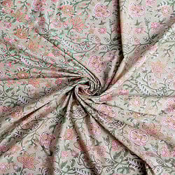 〔1m単位切り売り〕ジャイプル　職人手作り木版染め　色彩美しいボタニカルデザイン　おしゃれ　生地　花柄　テーブルクロス　刺繍素材などへ〔幅約112cm〕 - ライトグリーン系 - サブ5