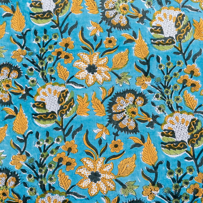 〔1m切り売り〕ジャイプル　職人手作り　色彩豊かなボタニカルデザイン　おしゃれ　生地　花柄　テーブルクロス　刺繍素材などへ〔幅約111.5cm〕 - 青緑系 4 - インドならではの布ですね。