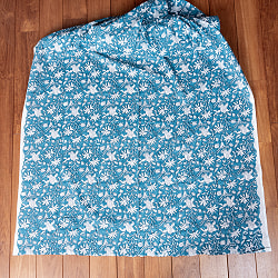 〔1m単位切り売り〕ジャイプル　職人手作り木版染め　色彩美しいボタニカルデザイン　おしゃれ　生地　花柄　テーブルクロス　刺繍素材などへ〔幅約112.5cm〕 - ブルー系 - サブ2