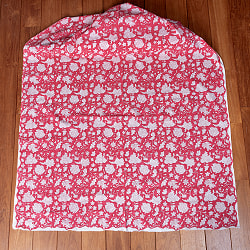 〔1m単位切り売り〕ジャイプル　職人手作り木版染め　色彩美しいボタニカルデザイン　おしゃれ　生地　花柄　テーブルクロス　刺繍素材などへ〔幅約111cm〕 - ピンク系 - サブ2