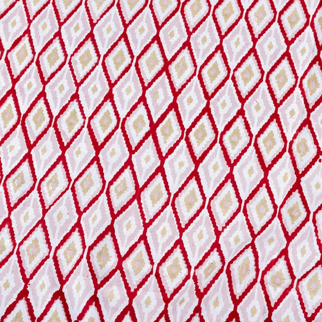 〔1m切り売り〕ジャイプル　職人手作り　　インド伝統の木版染め更紗マルチクロス〔幅約111cm〕 - イカット風ウッドプリント生地 4 - インドならではの布ですね。